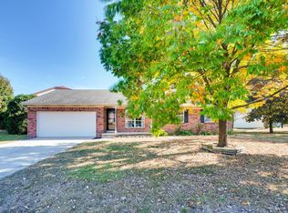 4380 Shirlene Ct, Grove City, OH