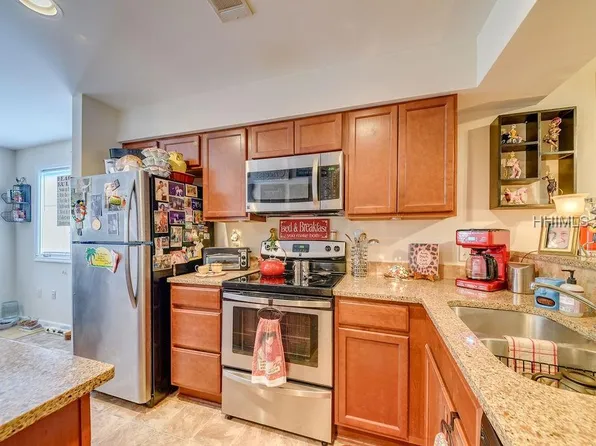 50 Yacht Cove Dr APT 320, Hilton Head, SC 29928