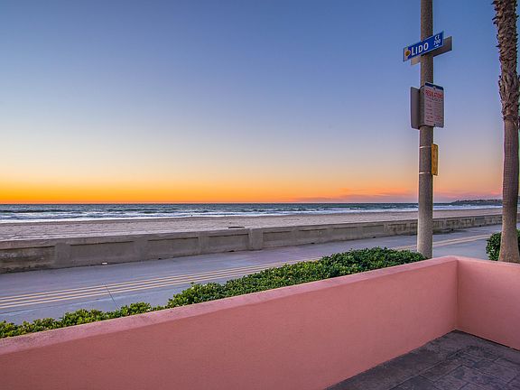 3rd image of 3422 Ocean Front Walk