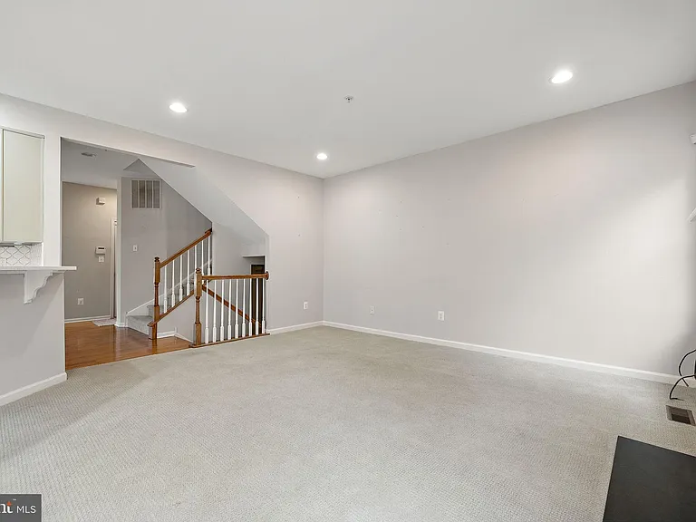 253 Tall Trees Cir — Photo 9