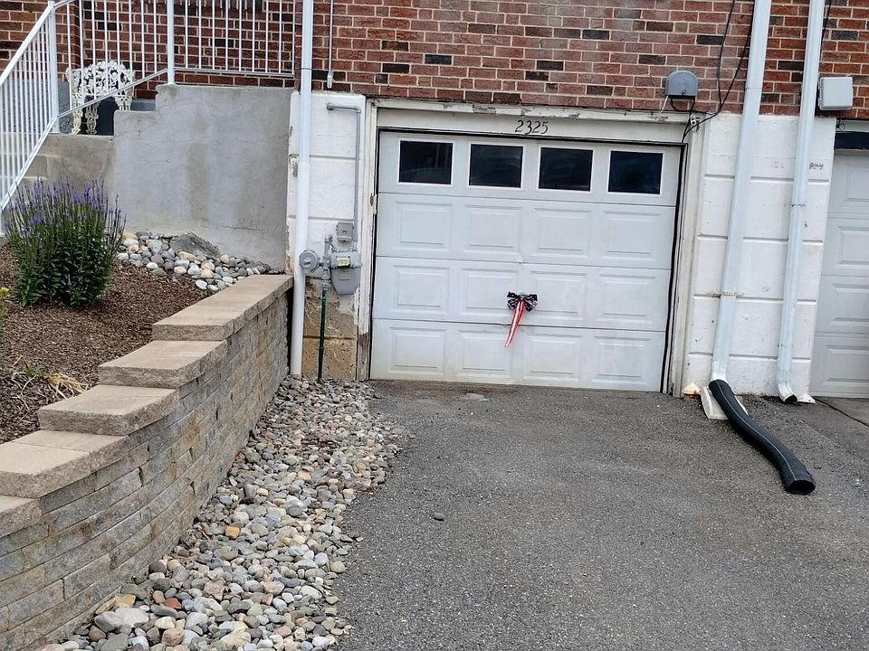2nd image of 2325 2nd St