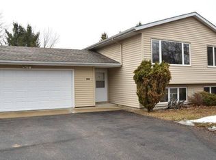 201 Ravilla Ave, Staples, MN 56479