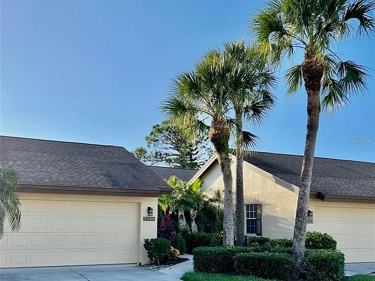7186 Lakeside Dr — Photo 1