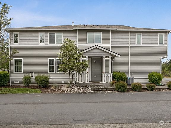 3rd image of 2260 Simmons Street #A