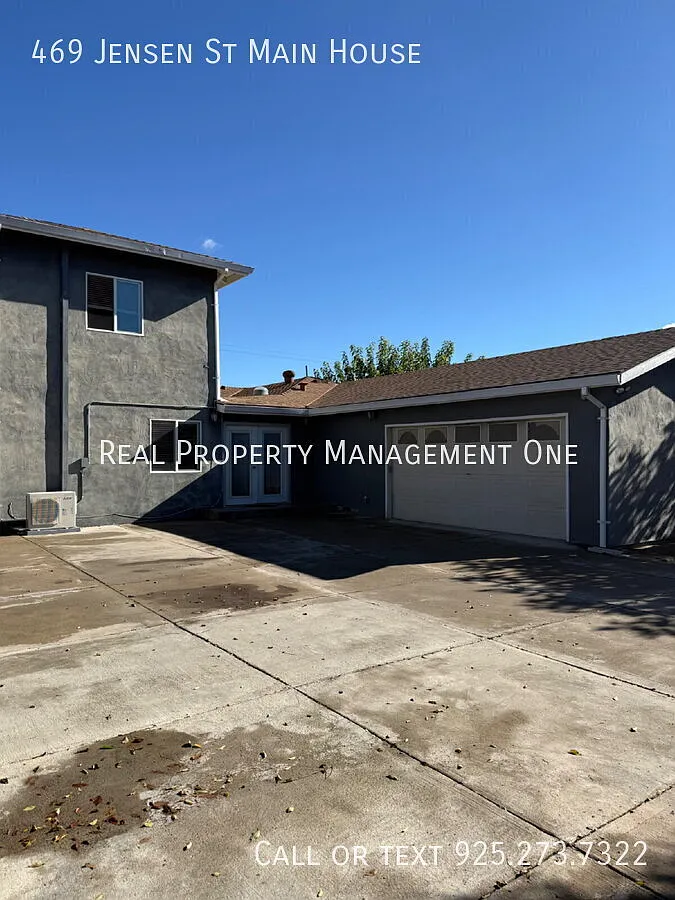 469 Jensen St photo 1