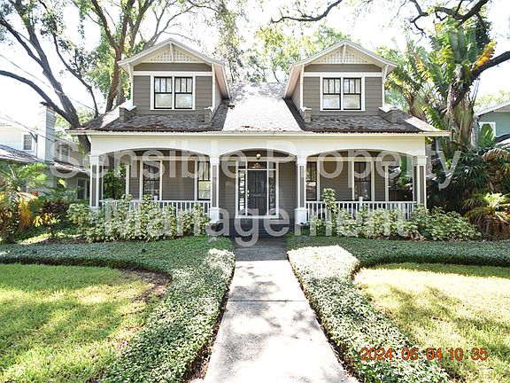 2nd image of 808 S Packwood Ave