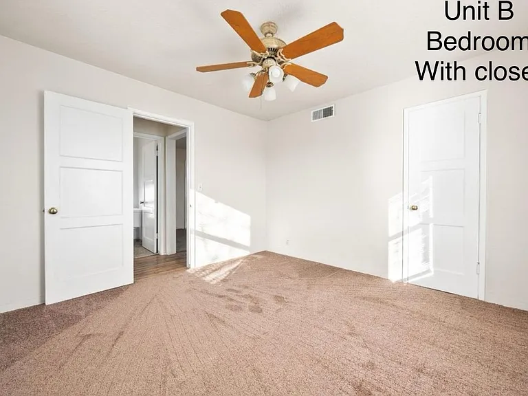 811 1/2 Wilson Ave #B — Photo 5