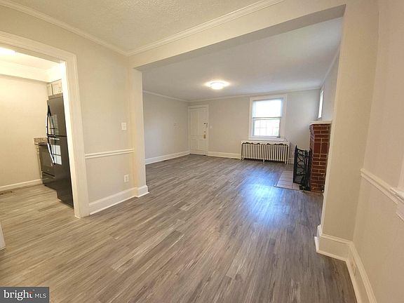 4th image of 733 N Abingdon St #1