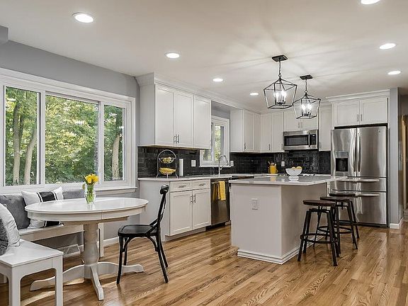 2nd image of 2785 Alliston Ct