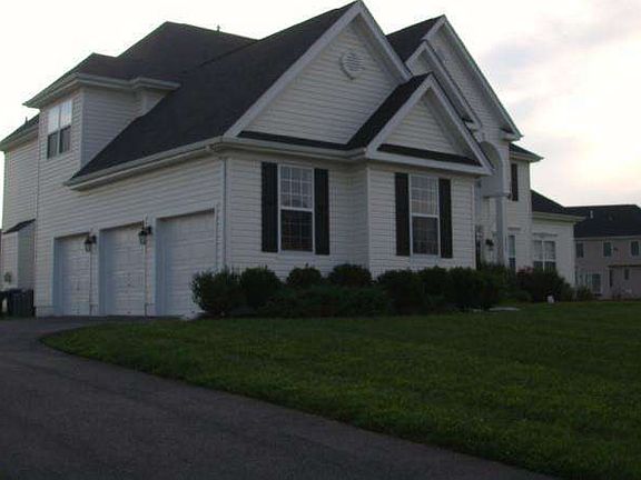 2nd image of 535 Maiden Ct