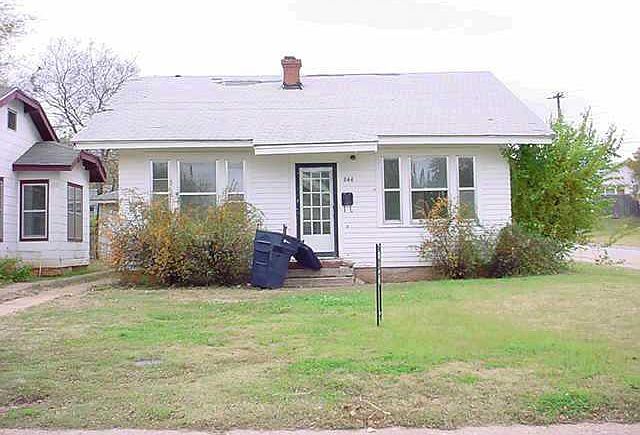 1st image of 844 NW 35th St