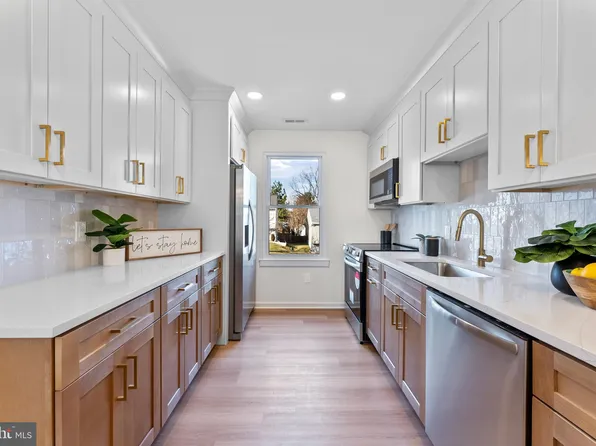 6213 Ethel Ave, Catonsville, MD 21228