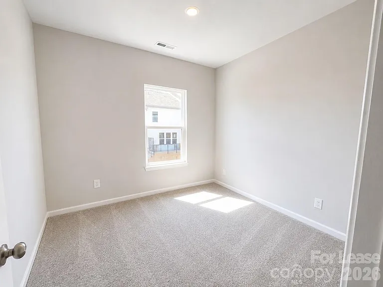 2332 Donnely Hills Ln — Photo 10