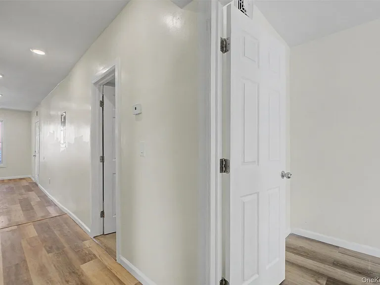 61 Carson Ave — Photo 2