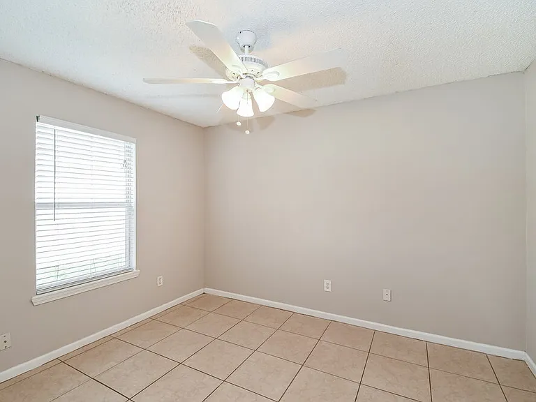3341 Volley Dr — Photo 14