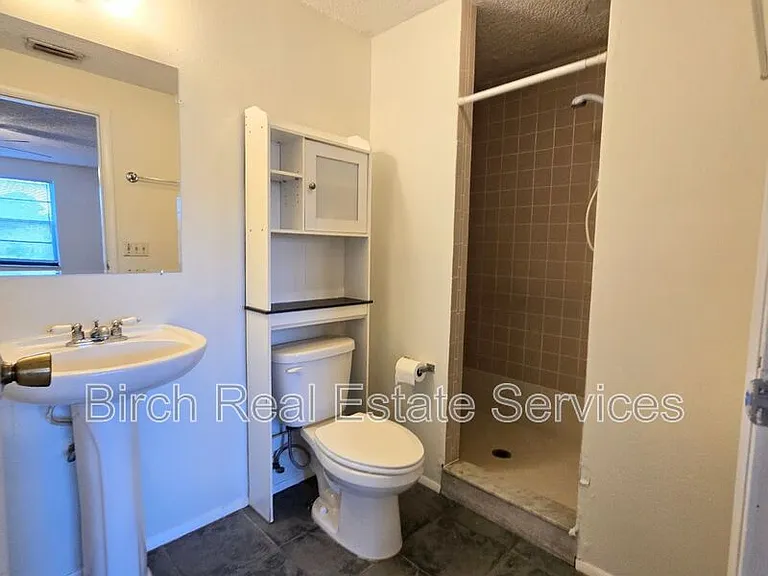 133 Sabal Ct #H — Photo 17