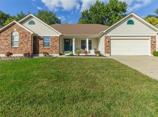 332 Swan Lake Dr, Dardenne Prairie, MO 63368