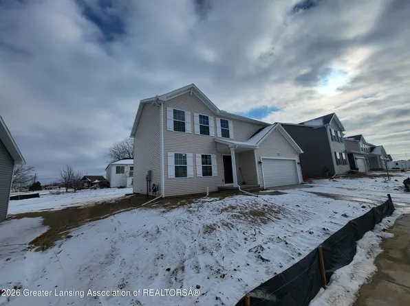 605 Muirfield Dr, Eaton Rapids, MI 48827