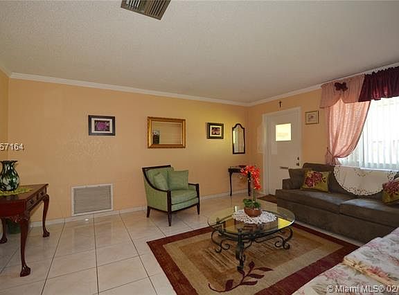 5th image of 4604 Highland Dr