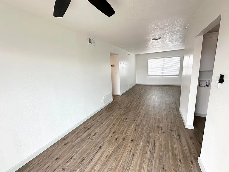 4707 Shadylane Dr #A-B — Photo 6