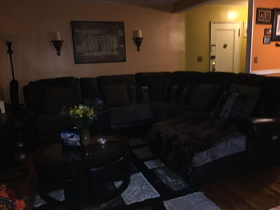 4th image of 30 Fleetwood Ave