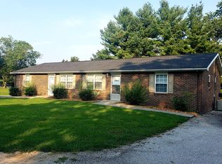 2564 Hobert Rd, Cookeville, TN 38501