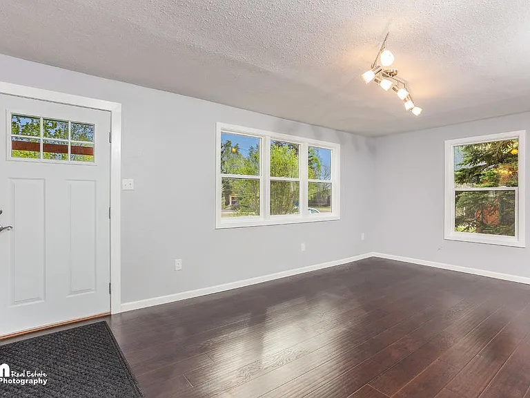 1528 Kinnikinnick St #B — Photo 6
