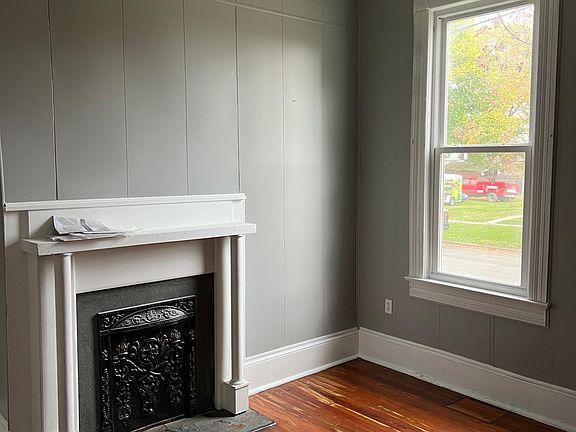 3rd image of 900 Florida Ave #1