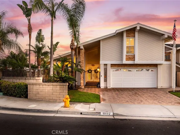 8482 Deepview Dr, Huntington Beach, CA 92646