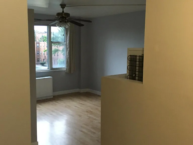 11850 Edgewater Dr #325 — Photo 3