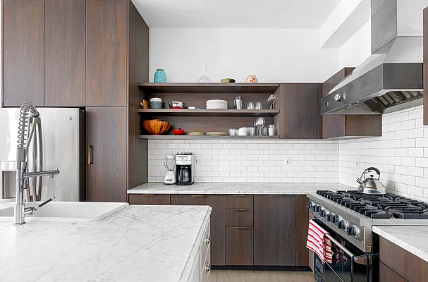 Sold by Compass | media 16