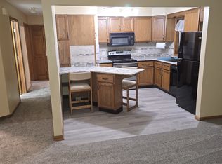 1734 Delaware Dr #4, Sun Prairie, WI 53590