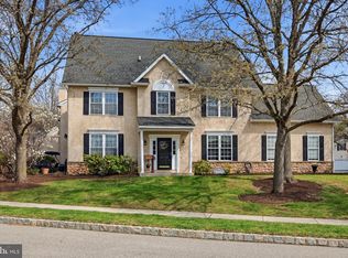 395 Hobson Pl, Blue Bell, PA 19422