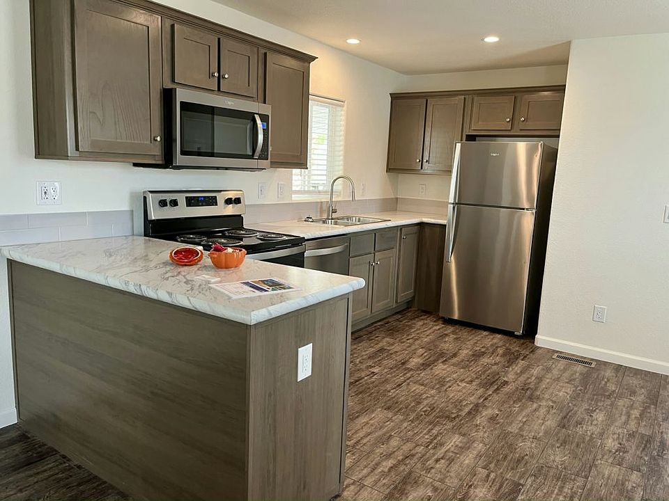1st image of 10960 N 67th Ave Lot 74