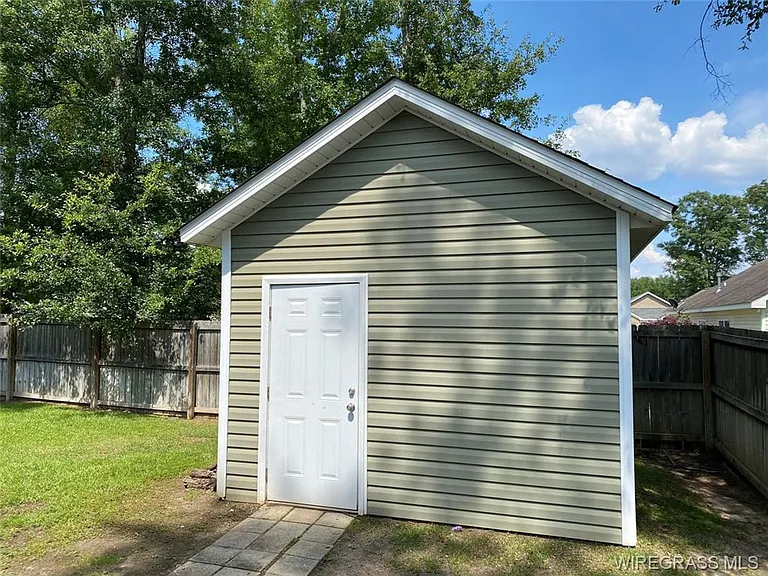 216 Winterberry Way — Photo 12
