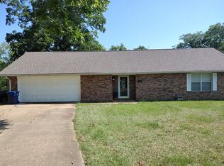 100 Pleasant Dr, Alexandria, LA 71303