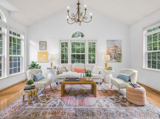 1433 River Oaks Rdg, Charlottesville, VA 22901