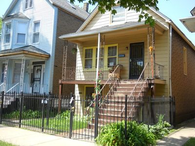 8552 S Colfax Ave, Chicago, IL, 60617