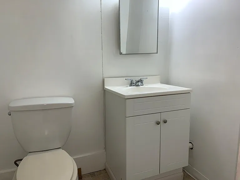 22181 Marlow Ave — Photo 9