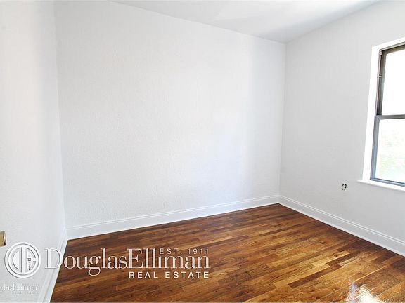 5th image of 4805 46th St APT 3B