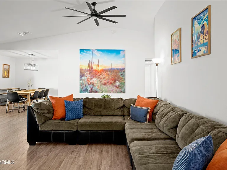 1027 W Peralta Ave — Photo 12
