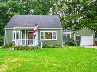 525 Brewer St, Marshall, MI 49068