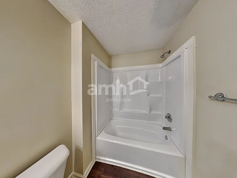 1509 Locomotive Dr NE — Photo 23
