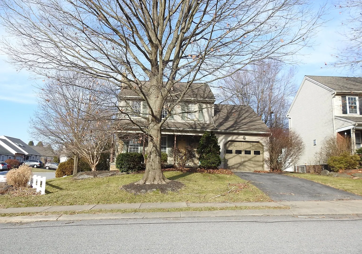 47 Manor Oaks Dr photo 1