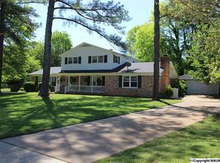 816 Forrest Heights Dr SE, Huntsville, AL 35802