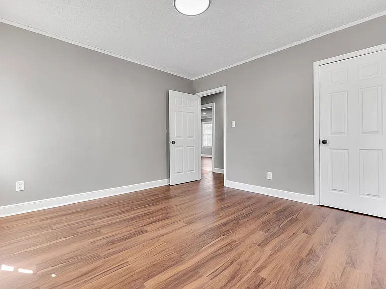 1601 N Michelle Cir — Photo 23