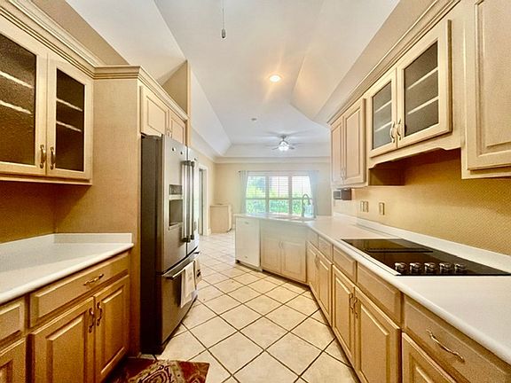 2nd image of 14 Saddlebrook Dr SE