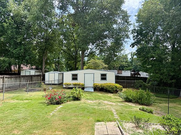 2nd image of 3312 Shirehill Ln