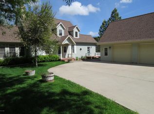 76 Elk Dr, Great Falls, MT 59404