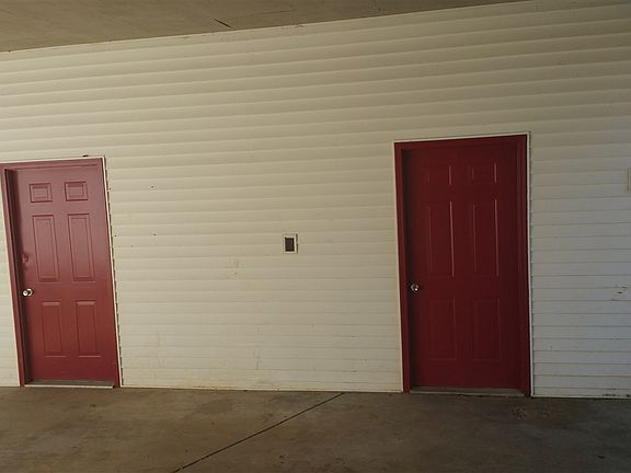 2nd image of 200 Jo Cir